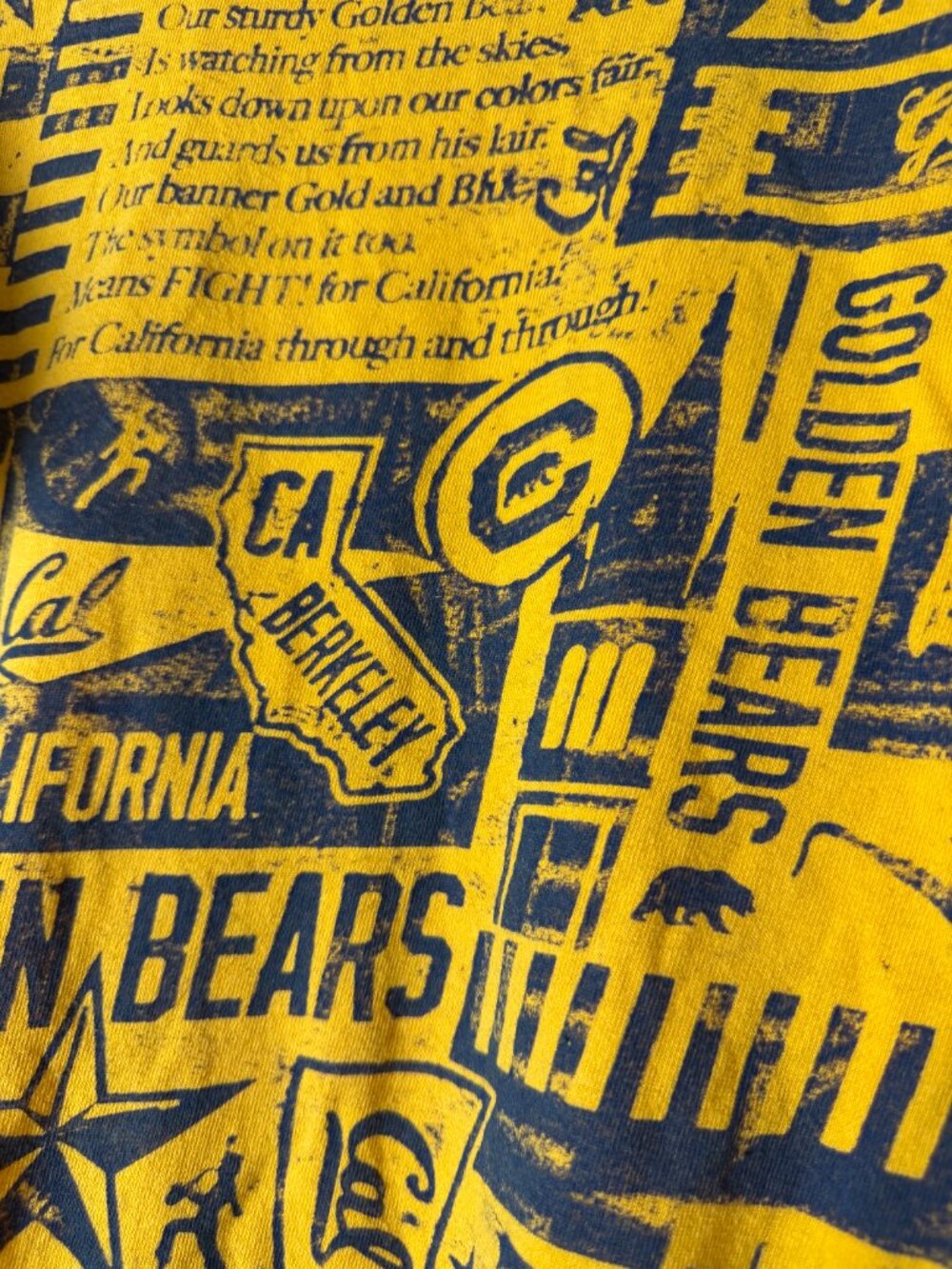 UC Berkeley Golden Bears Graphic Print Spirited T Tee Shirt Size Large - Picture 3 of 7